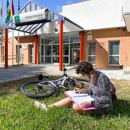 Albergue Inturjoven Sevilla Εξωτερικό φωτογραφία