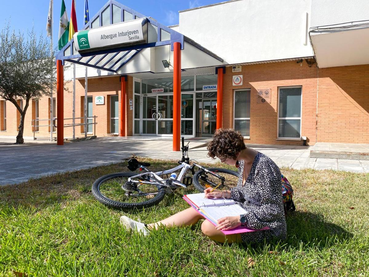 Albergue Inturjoven Sevilla Εξωτερικό φωτογραφία